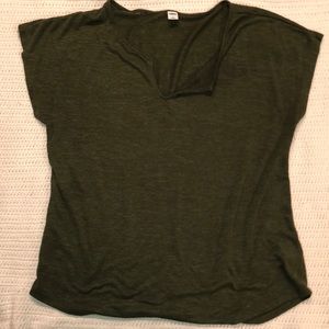Old Navy T-shirt